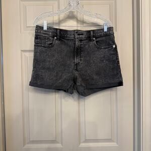 WOMEN'S BLACK EXPRESS MID RISE JEAN SHORTS